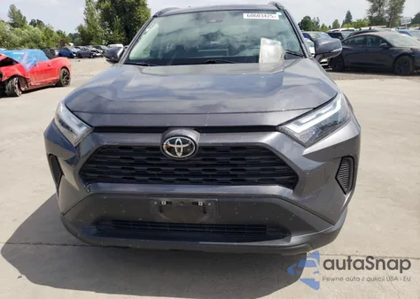 2022 Toyota Rav4 Xle из США, поврежденный, VIN 2T3P1RFV2NW253424